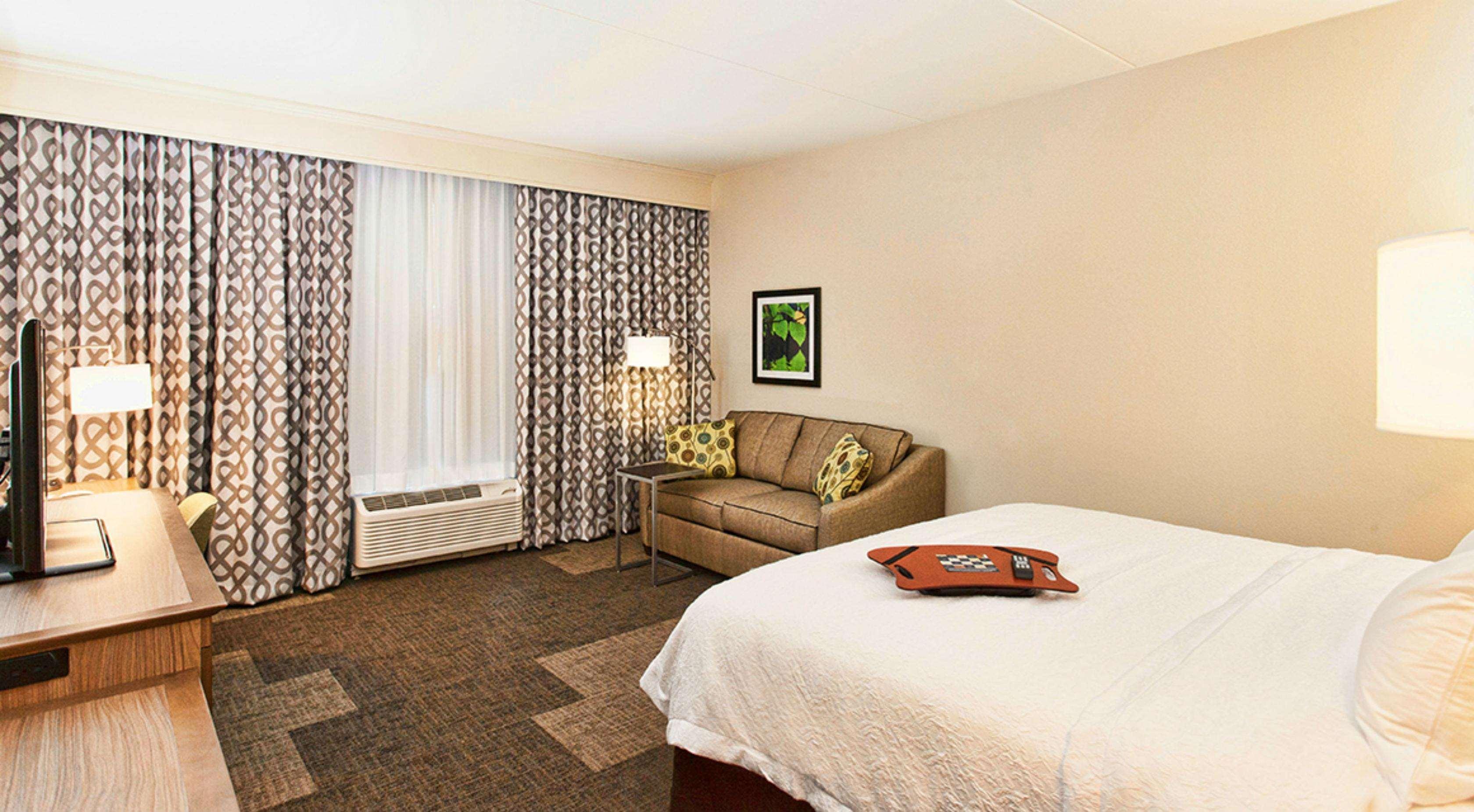 Hotel Hampton 3*
