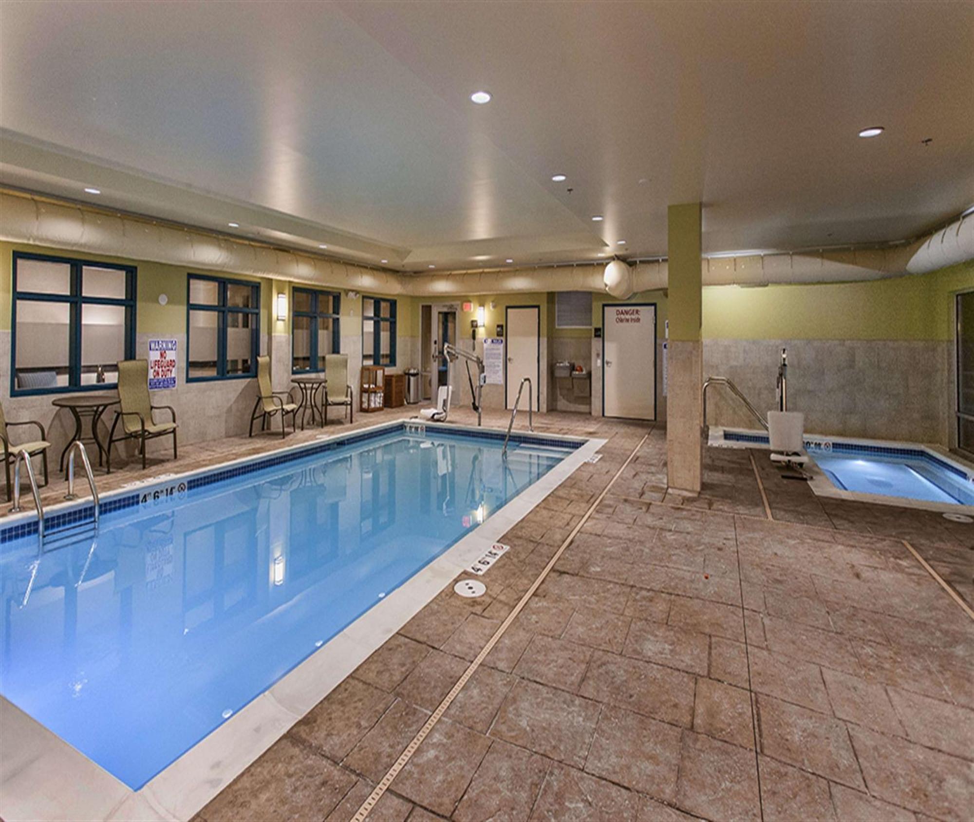 Hotel Hampton