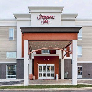 Hampton 3*